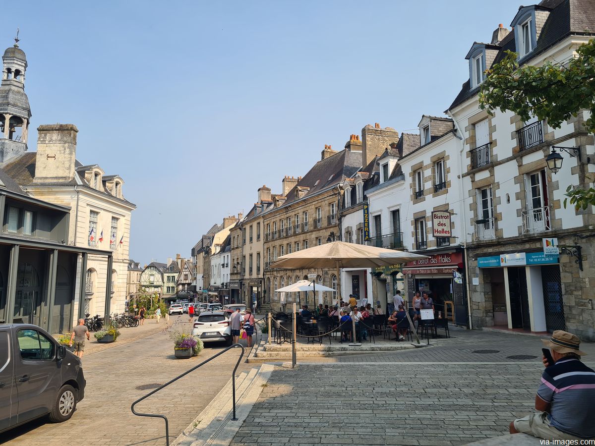 Auray