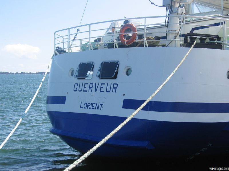 Navire Guerveur
