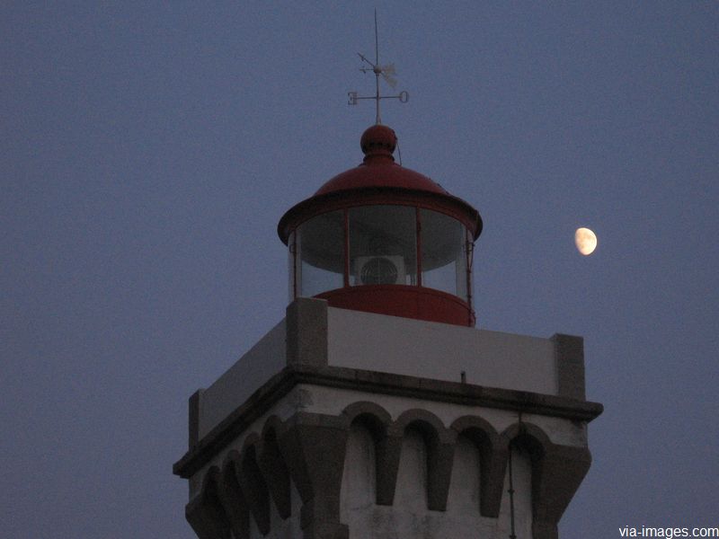 Le Phare des Poulains