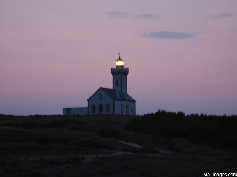 Le Phare des Poulains